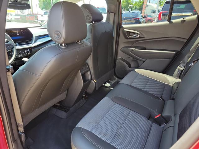 2025 Chevrolet Trax FWD LT