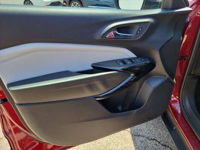 2025 Chevrolet Trax FWD LT