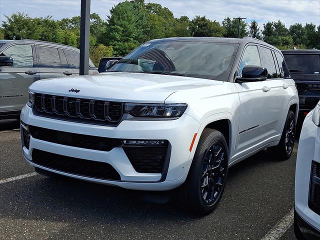 2027 Jeep Grand Cherokee GRAND CHEROKEE SUMMIT 4X4 2027 Jeep Grand Cherokee GRAND CHEROKEE SUMMIT 4X4