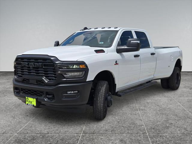 2026 Ram 3500 Tradesman Crew Cab 4x4 8 Box