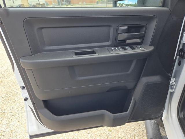 2026 Ram 3500 Tradesman Crew Cab 4x4 8 Box