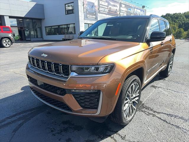 2027 Jeep Grand Cherokee GRAND CHEROKEE SUMMIT 4X4 2027 Jeep Grand Cherokee GRAND CHEROKEE SUMMIT 4X4