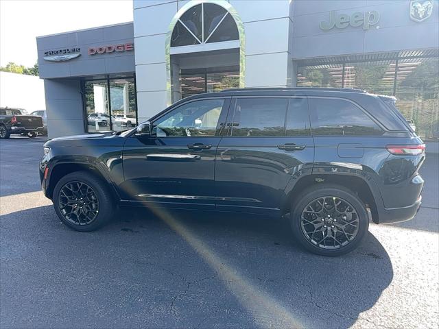 2027 Jeep Grand Cherokee GRAND CHEROKEE SUMMIT 4X4 2027 Jeep Grand Cherokee GRAND CHEROKEE SUMMIT 4X4