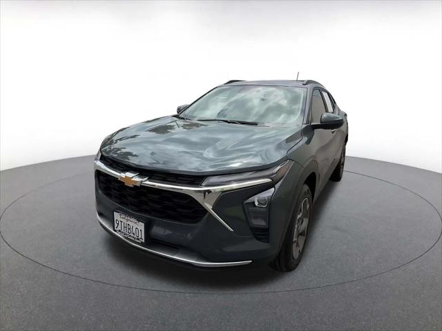 2025 Chevrolet Trax FWD LT