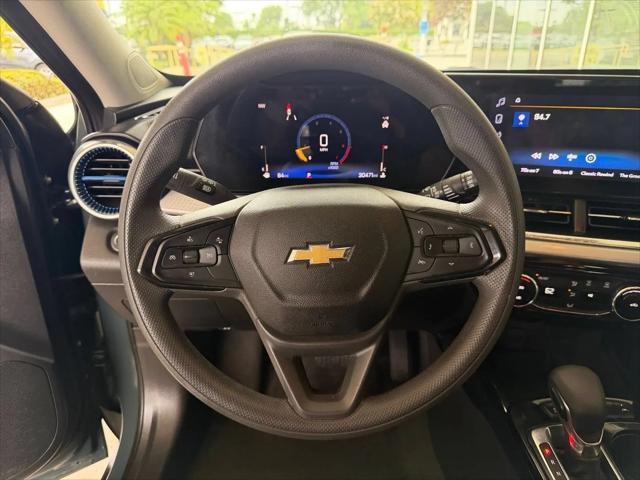 2025 Chevrolet Trax FWD LT