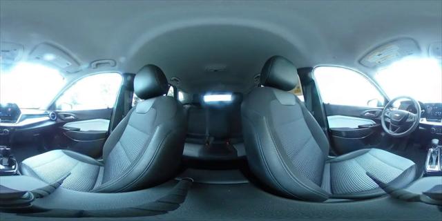 2025 Chevrolet Trax FWD LT