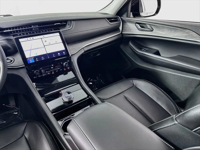 2023 Jeep Grand Cherokee Limited 4x2