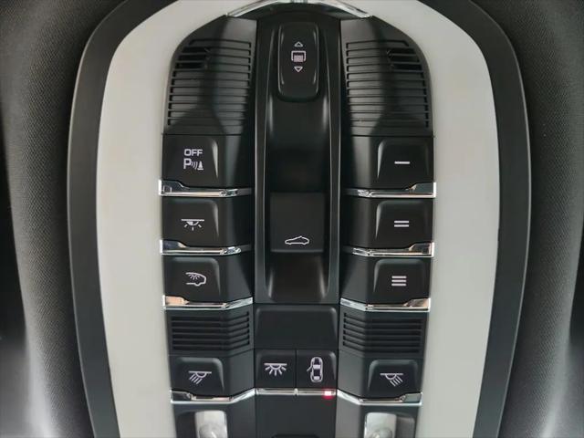 2021 Porsche Macan S