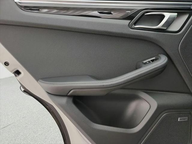 2021 Porsche Macan S