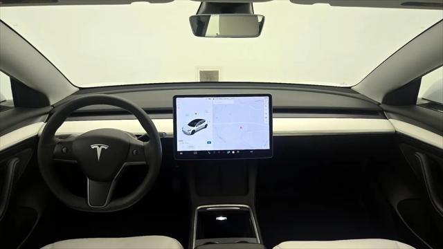 2021 Tesla Model 3 Standard Range Plus Rear-Wheel Drive