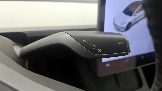 2021 Tesla Model 3 Standard Range Plus Rear-Wheel Drive