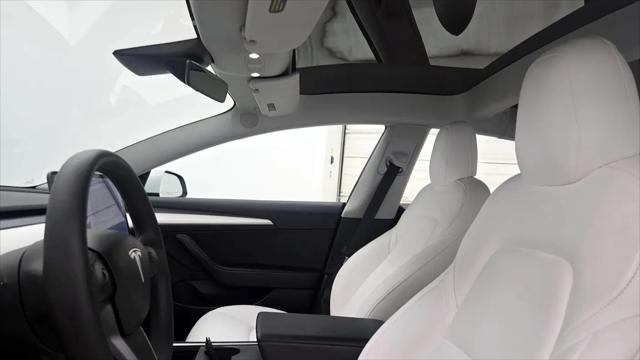 2021 Tesla Model 3 Standard Range Plus Rear-Wheel Drive