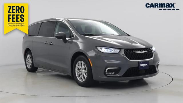 2023 Chrysler Pacifica Touring L for sale in Lynchburg, VA
