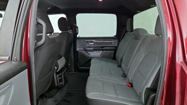 2022 Ram 1500 Big Horn Crew Cab 4x4 5'7" Box