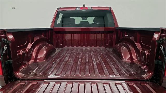 2022 Ram 1500 Big Horn Crew Cab 4x4 5'7" Box