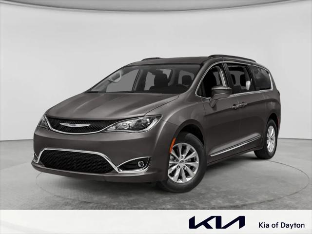 2018 Chrysler Pacifica Touring L for sale near Huber Heights, OH