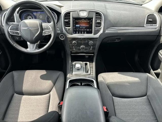 2021 Chrysler 300 Touring AWD
