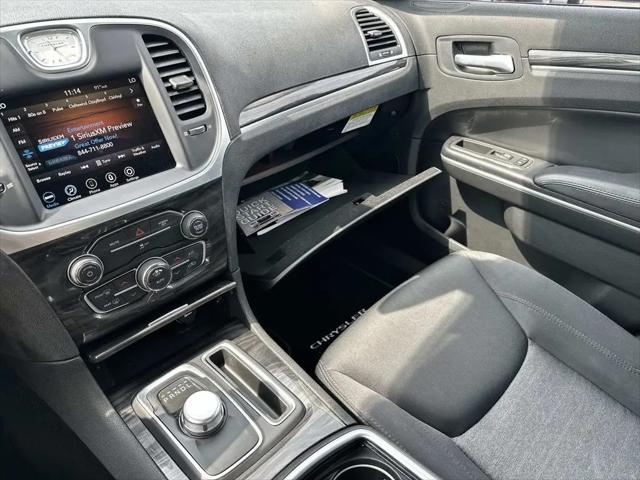 2021 Chrysler 300 Touring AWD