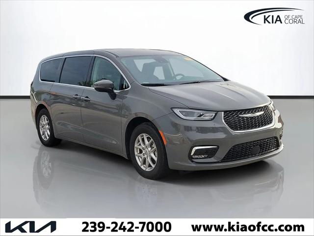 2023 Chrysler Pacifica Touring L for sale in Cape Coral, FL
