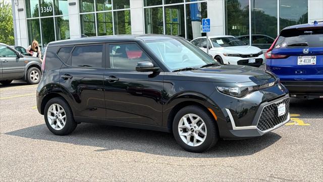 2023 Kia Soul LX for sale in White Bear Lake, MN