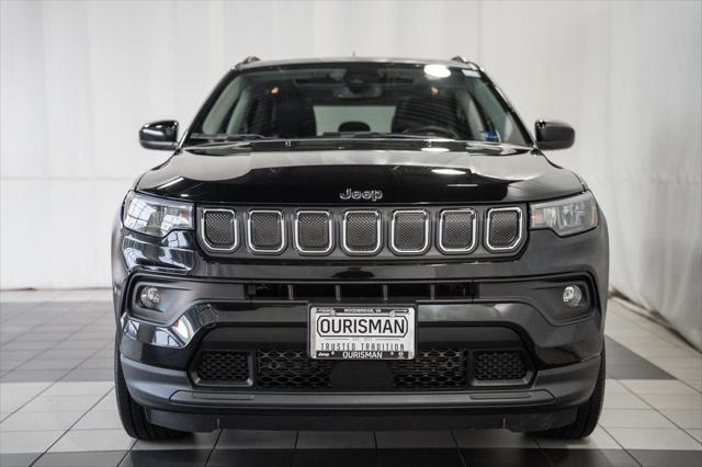 2022 Jeep Compass Latitude Lux 4x4 2022 Jeep Compass Latitude Lux 4x4