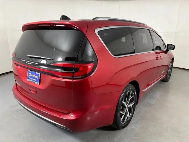 2027 Chrysler Pacifica Pinnacle