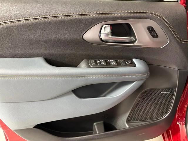 2027 Chrysler Pacifica Pinnacle