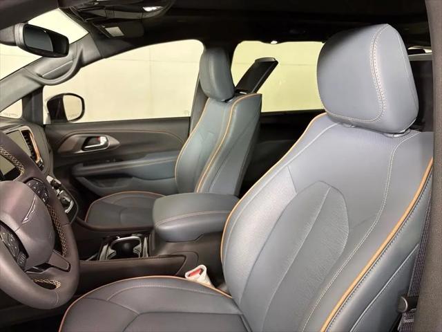 2027 Chrysler Pacifica Pinnacle