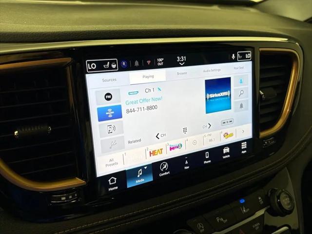 2027 Chrysler Pacifica Pinnacle