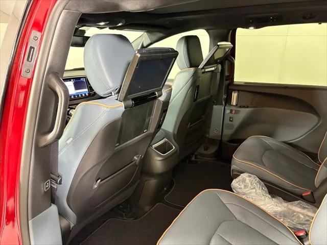 2027 Chrysler Pacifica Pinnacle