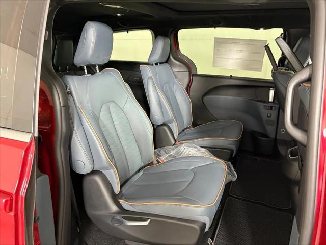 2027 Chrysler Pacifica Pinnacle