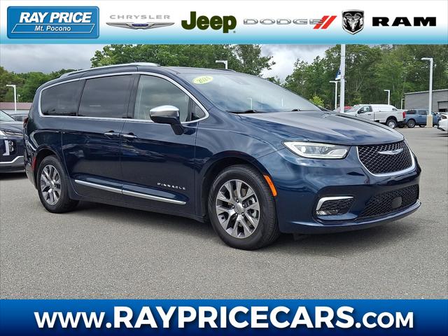 2024 Chrysler Pacifica Hybrid Pinnacle 2024 Chrysler Pacifica Hybrid Pinnacle