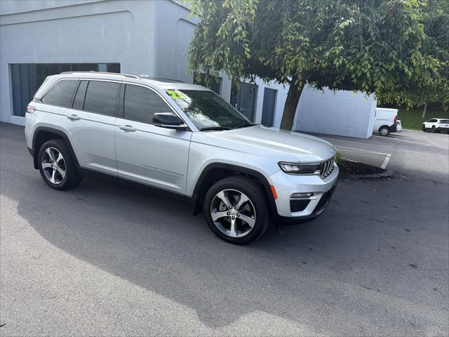 2023 Jeep Grand Cherokee 4xe Base