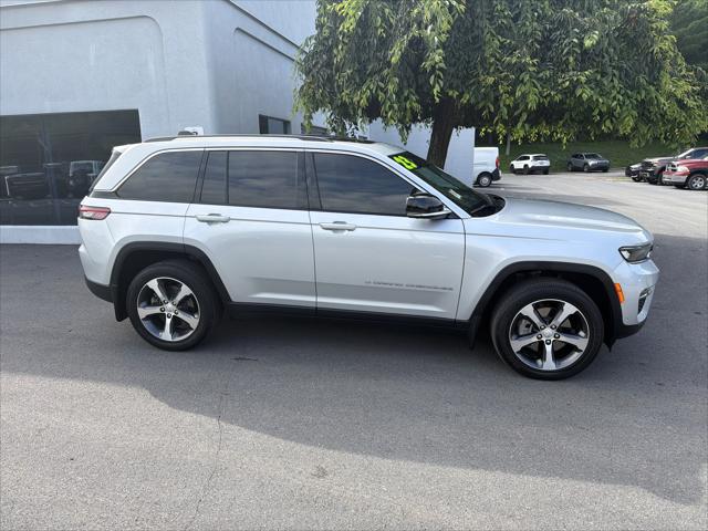 2023 Jeep Grand Cherokee 4xe Base