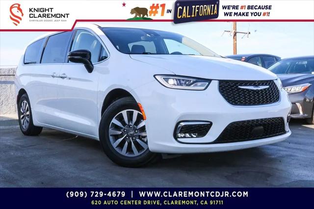 2024 Chrysler Pacifica Hybrid Select for sale in Claremont, CA