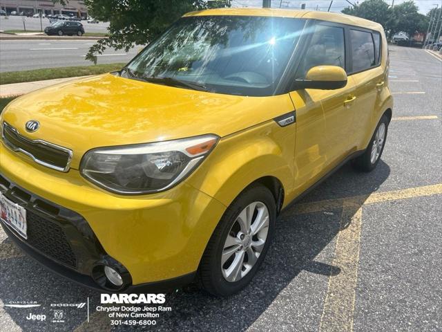 2016 Kia Soul + 2016 Kia Soul +