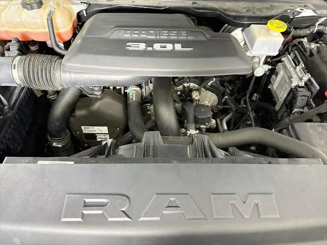 2023 Ram 1500 Limited Crew Cab 4x4 57 Box