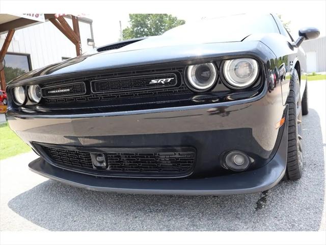 2016 Dodge Challenger SRT 392