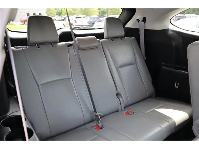 2021 Toyota Highlander Hybrid Platinum