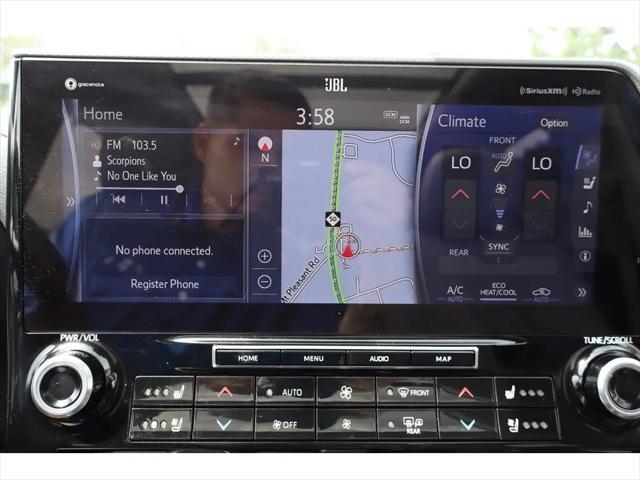2021 Toyota Highlander Hybrid Platinum