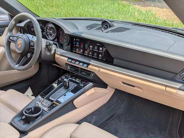 2023 Porsche 911 Carrera 4 GTS Cabriolet