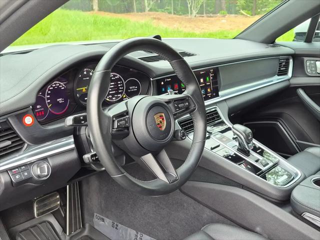 2023 Porsche Panamera E-Hybrid 4 Platinum Edition