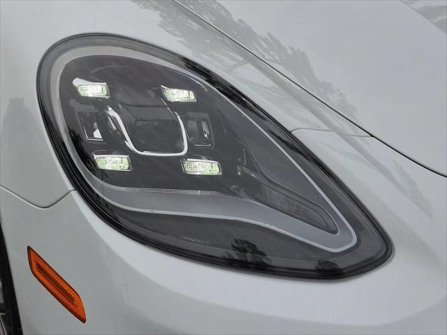 2023 Porsche Panamera E-Hybrid 4 Platinum Edition