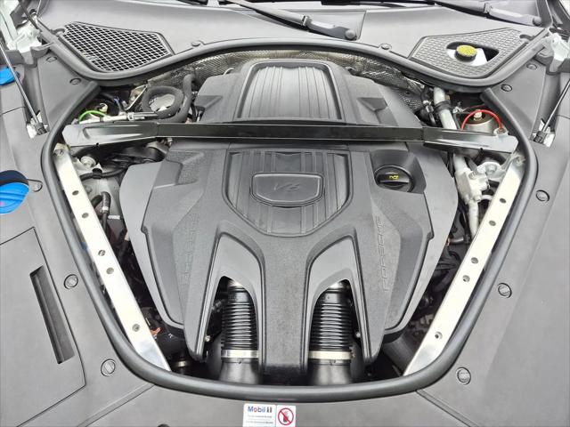 2023 Porsche Panamera E-Hybrid 4 Platinum Edition