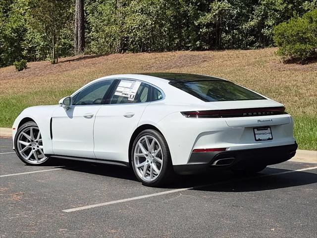 2026 Porsche Panamera 4
