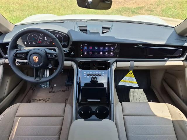 2026 Porsche Panamera 4