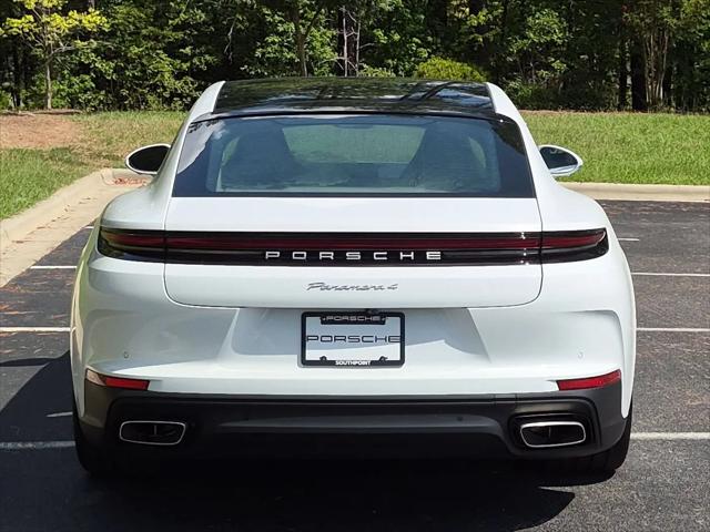 2026 Porsche Panamera 4