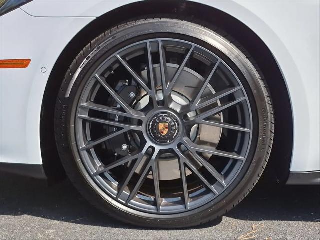 2026 Porsche Panamera GTS