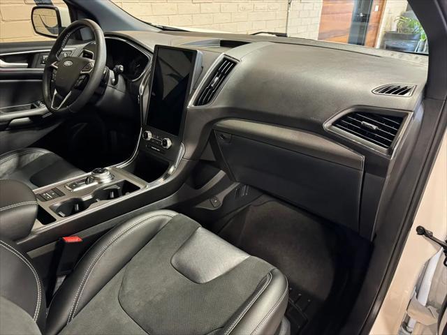 2021 Ford Edge ST