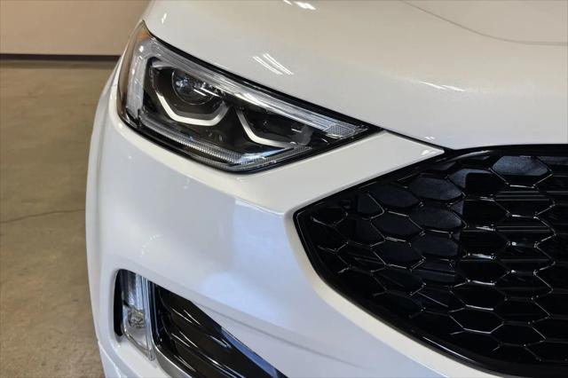 2021 Ford Edge ST